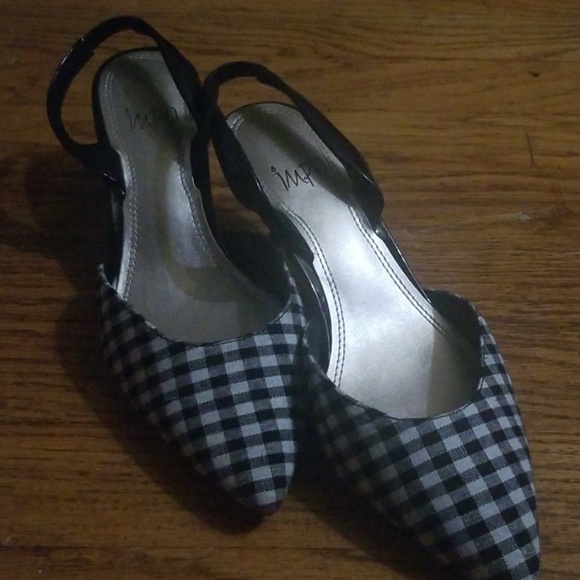 Shoes - Picture 1 of 1